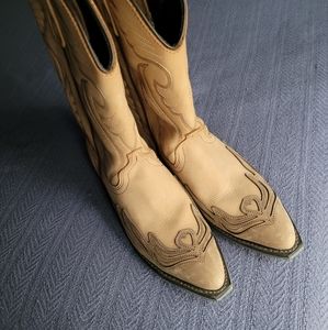 Tan Cowgirl Boots